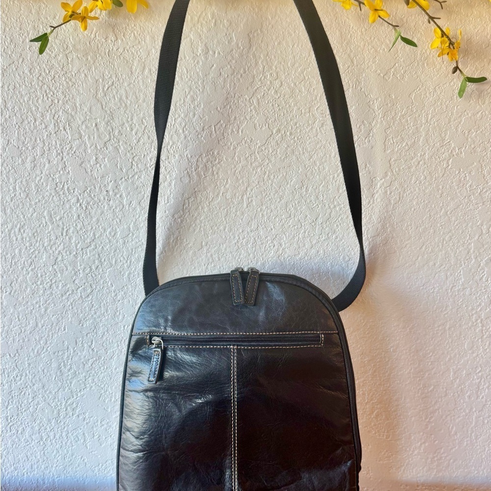Jack Georges Voyager Collection Black Leather Small Backpack /Crossbody– EUC - Picture 2 of 12